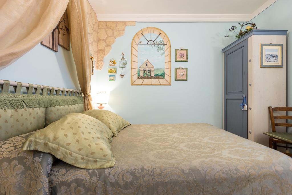 Bed And Breakfast A Casa Delle Fate Assisi Luaran gambar