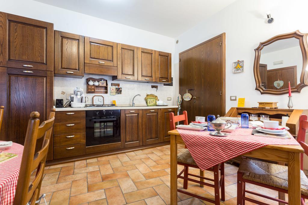 Bed And Breakfast A Casa Delle Fate Assisi Bilik gambar